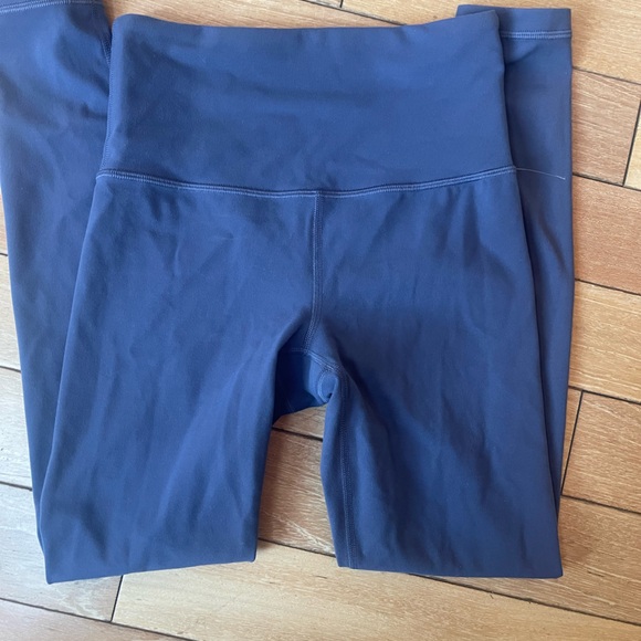 Like New XXS Athleta Ultra High Rise Elation 7/8 Blue Tight - Picture 9 of 11